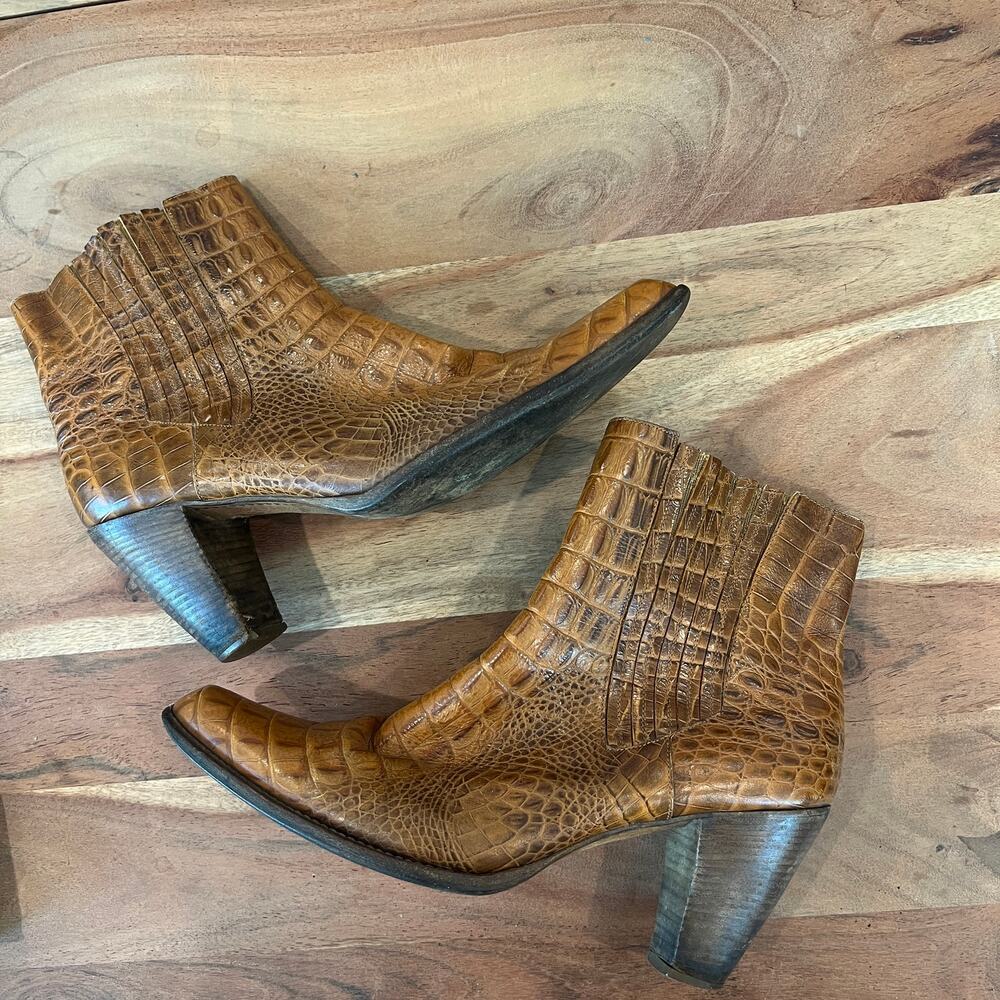 Ducca 9 Boots Bootie tan crocodile-embossed leather ankle Italy pointed toe Lux
